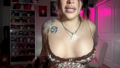 lo_cakez online show from 12/27/24, 07:18