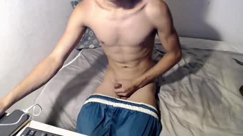 Snapshot of loaded0011 chatting on 03/25/26, 09:59 Rod online show from 03/25/26, 09:59