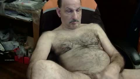 Snapshot of loades182025 chatting on 10/24/25, 03:14 loades182025 online show from 10/24/25, 03:14