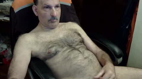 Snapshot of loades182025 chatting on 10/25/25, 04:53 loades182025 online show from 10/25/25, 04:53