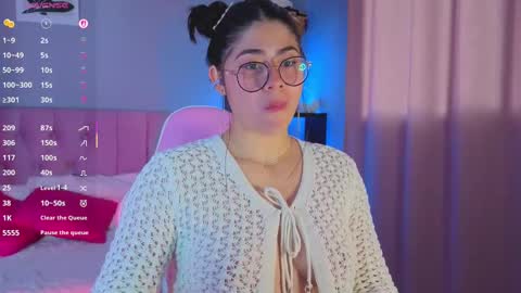 Snapshot of loaluxury chatting on 10/07/25, 06:16 Pamela online show from 10/07/25, 06:16