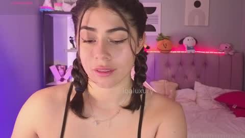 Snapshot of loaluxury chatting on 04/05/26, 05:10 Pamela online show from 04/05/26, 05:10