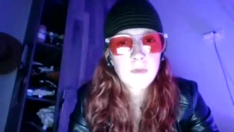 lobasolitariadelmundo online show from 03/25/26, 07:14