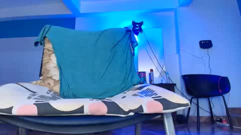 edwin online show from 12/18/25, 04:29