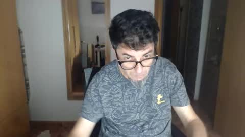 Snapshot of lobosolitario73 chatting on 10/10/25, 10:53 lobosolitario73 online show from 10/10/25, 10:53