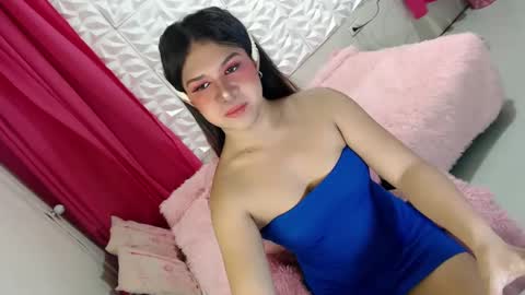 Snapshot of lobotara69 chatting on 02/04/25, 10:13 Thea online show from 02/04/25, 10:13