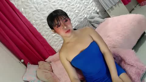 Snapshot of lobotara69 chatting on 02/26/25, 02:15 Thea online show from 02/26/25, 02:15