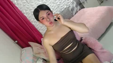 Snapshot of lobotara69 chatting on 03/06/25, 12:54 Thea online show from 03/06/25, 12:54