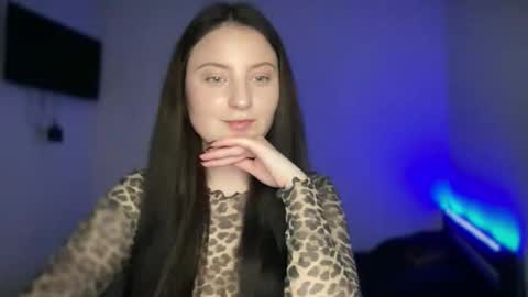 locaalis1 online show from 11/04/25, 04:28