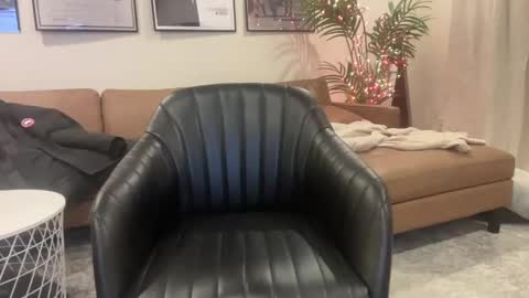 lockdownlove online show from 01/14/25, 08:59