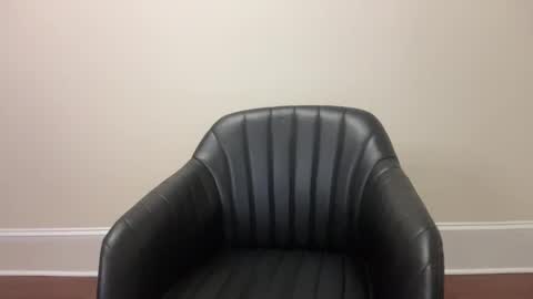 lockdownlove online show from 02/04/25, 10:45