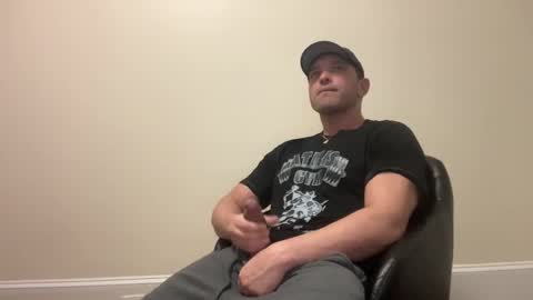 lockdownlove online show from 02/08/25, 11:45