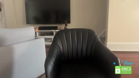 Snapshot of lockdownlove chatting on 09/08/25, 03:22 lockdownlove online show from 09/08/25, 03:22