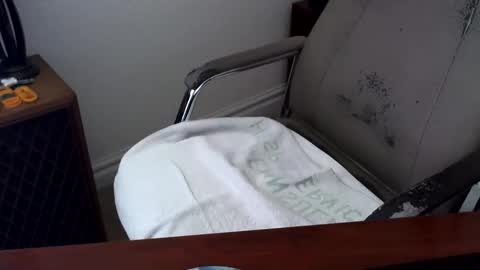 Loco Joe online show from 04/01/26, 07:44