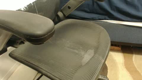 Snapshot of locoboin808 chatting on 03/07/25, 07:52 locoboin808 online show from 03/07/25, 07:52