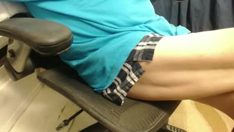 Snapshot of locoboin808 chatting on 10/26/25, 05:02 locoboin808 online show from 10/26/25, 05:02