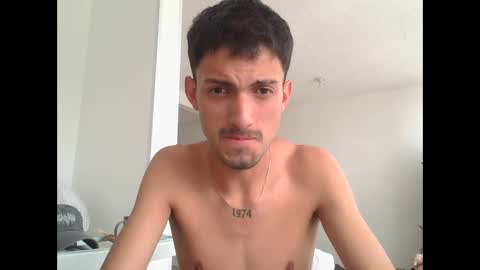 logaan_grey online show from 12/17/25, 07:53