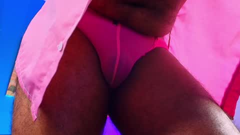 Snapshot of logan_adams27 chatting on 04/25/26, 12:08 Logan online show from 04/25/26, 12:08