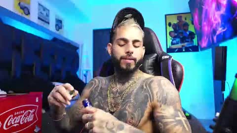 logan_hugh8 online show from 03/02/26, 08:48