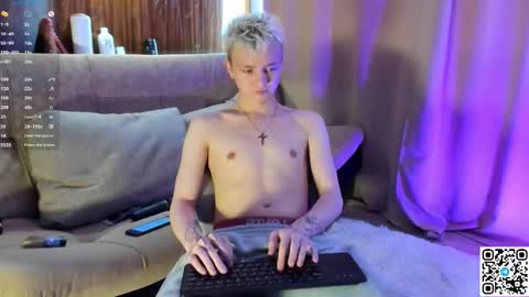 Snapshot of logan_mett chatting on 03/19/26, 07:45 Logan online show from 03/19/26, 07:45