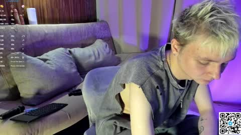 Snapshot of logan_mett chatting on 04/07/26, 03:45 Logan online show from 04/07/26, 03:45