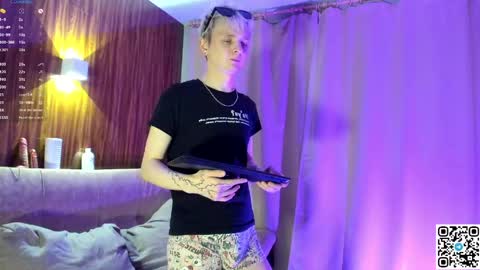 Snapshot of logan_mett chatting on 04/13/26, 05:07 Logan online show from 04/13/26, 05:07