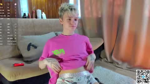 Snapshot of logan_mett chatting on 04/25/26, 02:47 Logan online show from 04/25/26, 02:47