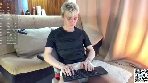 Snapshot of logan_mett chatting on 04/29/26, 07:34 Logan online show from 04/29/26, 07:34