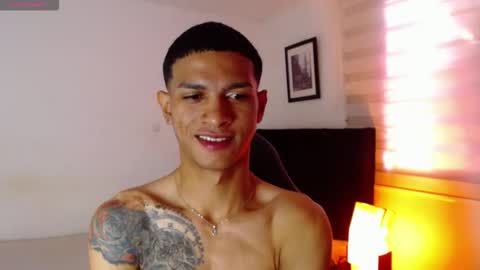 Snapshot of logan_military chatting on 10/22/25, 01:33 logan online show from 10/22/25, 01:33