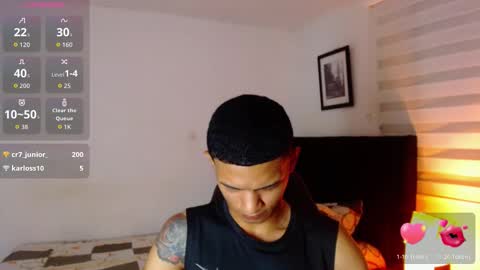 Snapshot of logan_military chatting on 10/30/25, 11:49 logan online show from 10/30/25, 11:49