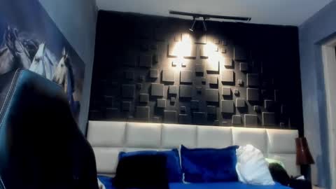 Snapshot of logan_varela chatting on 12/24/24, 09:17 logan_varela online show from 12/24/24, 09:17