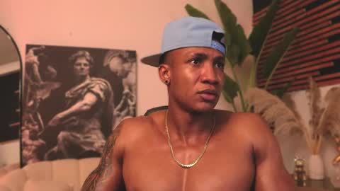 Snapshot of logan_varela chatting on 02/14/25, 03:11 logan_varela online show from 02/14/25, 03:11