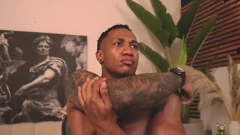 Snapshot of logan_varela chatting on 02/18/25, 03:53 logan_varela online show from 02/18/25, 03:53