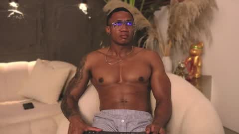 Snapshot of logan_varela chatting on 02/20/25, 07:08 logan_varela online show from 02/20/25, 07:08