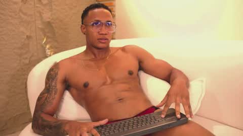 Snapshot of logan_varela chatting on 03/04/25, 06:15 logan_varela online show from 03/04/25, 06:15