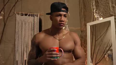 Snapshot of logan_varela chatting on 09/19/25, 11:22 logan_varela online show from 09/19/25, 11:22