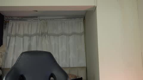 Snapshot of logan_varela chatting on 10/05/25, 11:24 logan_varela online show from 10/05/25, 11:24