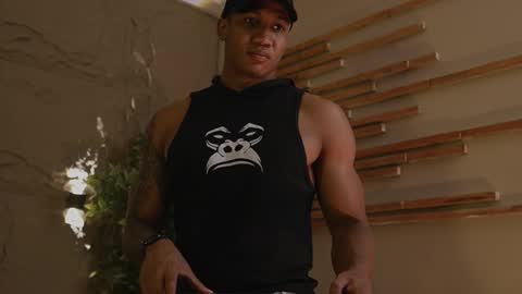 logan_varela online show from 11/29/25, 01:25