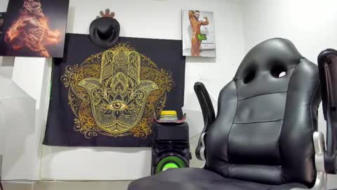 LOGAN WHITTERS online show from 02/15/25, 11:47