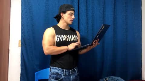 Logan online show from 01/09/25, 04:19