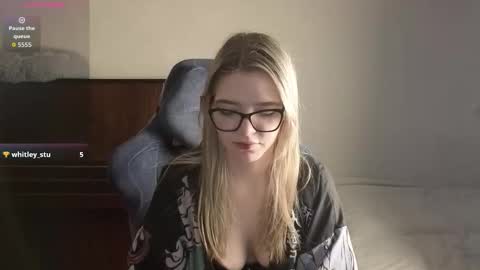 Snapshot of logandrive chatting on 03/17/26, 12:19 Logan and Katana online show from 03/17/26, 12:19