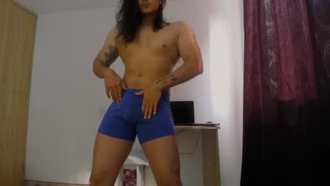 Snapshot of loganhot22 chatting on 12/03/24, 01:54 Logan online show from 12/03/24, 01:54