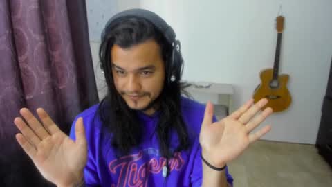 Snapshot of loganhot22 chatting on 02/01/25, 06:08 Logan online show from 02/01/25, 06:08