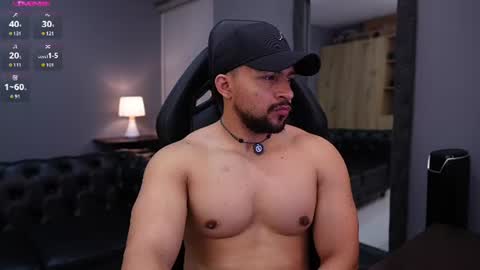 Snapshot of loganmartinx chatting on 07/04/26, 11:22 loganmartinx online show from 07/04/26, 11:22