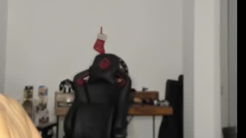 Snapshot of logannick chatting on 01/16/25, 08:54 Logan online show from 01/16/25, 08:54