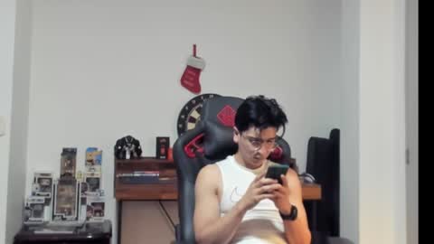 Snapshot of logannick chatting on 01/17/25, 08:56 Logan online show from 01/17/25, 08:56