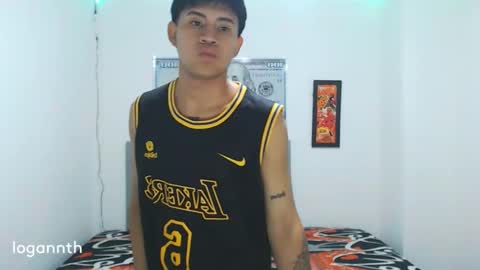 logannthh online show from 01/20/25, 07:25