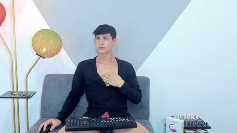 loganoficialx online show from 12/06/24, 08:05