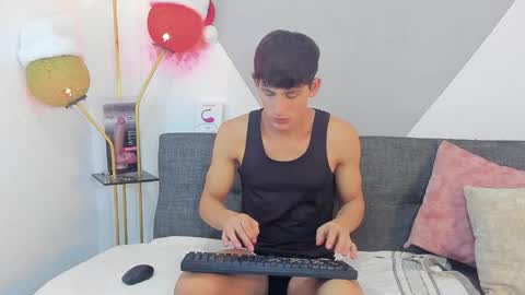 loganoficialx online show from 12/22/24, 09:11