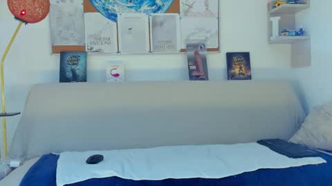 Snapshot of loganoficialx chatting on 03/19/26, 04:22 loganoficialx online show from 03/19/26, 04:22